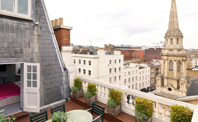 The Mandeville Hotel
