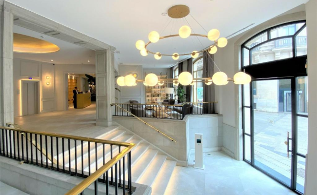 Lamaro Hotel