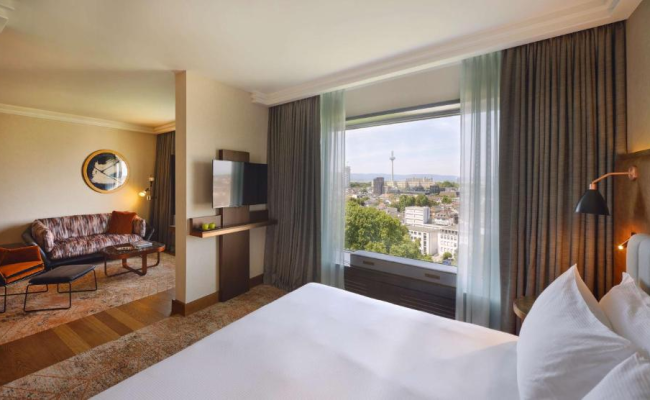 Hilton Frankfurt City Centre