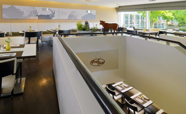 Sheraton Munich Arabellapark Hotel