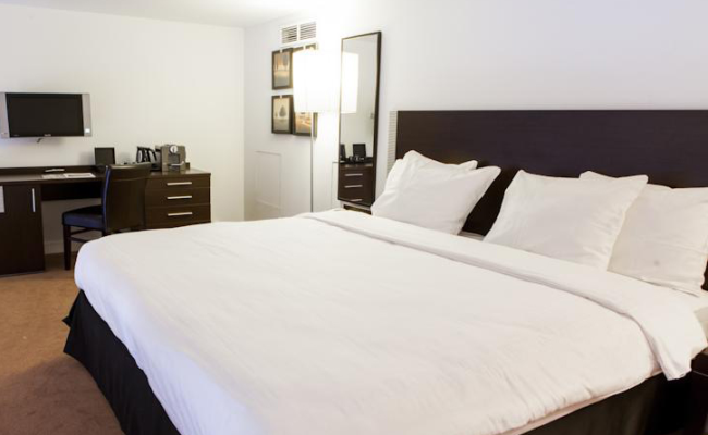 Progress Hotel