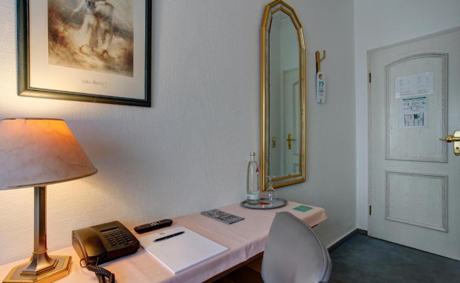 Centro Hotel Arde Köln City, Trademark Collection by Wyndham