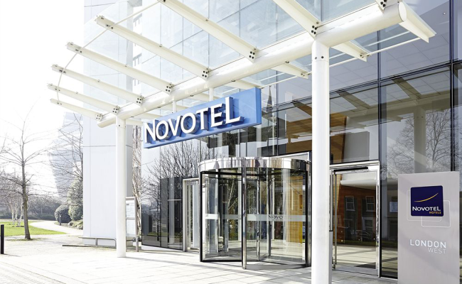 Novotel London West