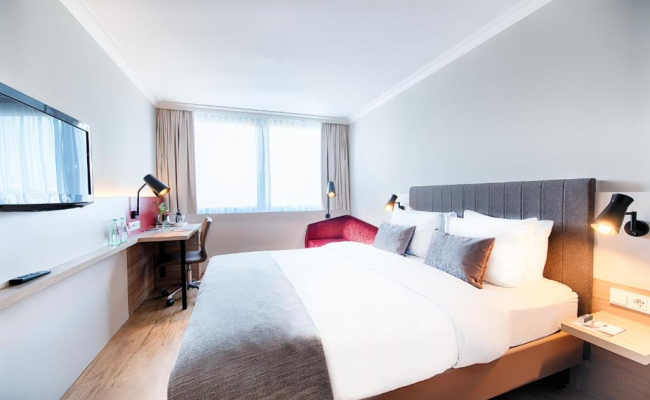 Crowne Plaza Frankfurt Congress Hotel, an IHG Hotel