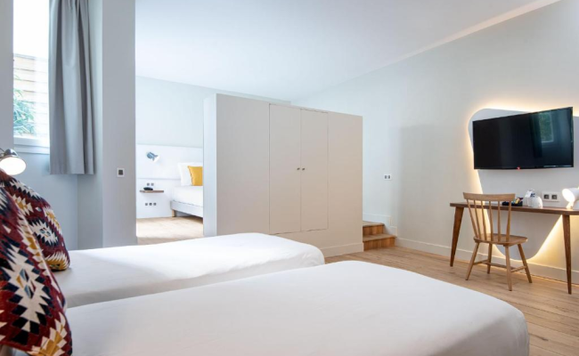 Hotel Magenta 38 by Happyculture