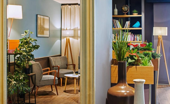 Hotel Magenta 38 by Happyculture