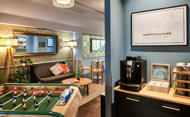 Hotel Magenta 38 by Happyculture