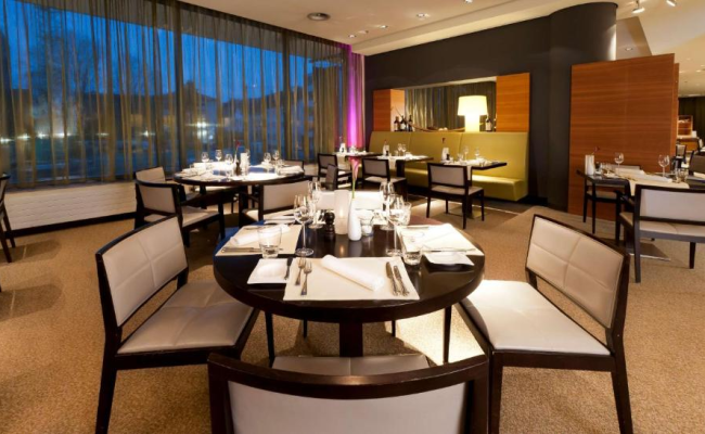 Dorint Hotel am Heumarkt Koln
