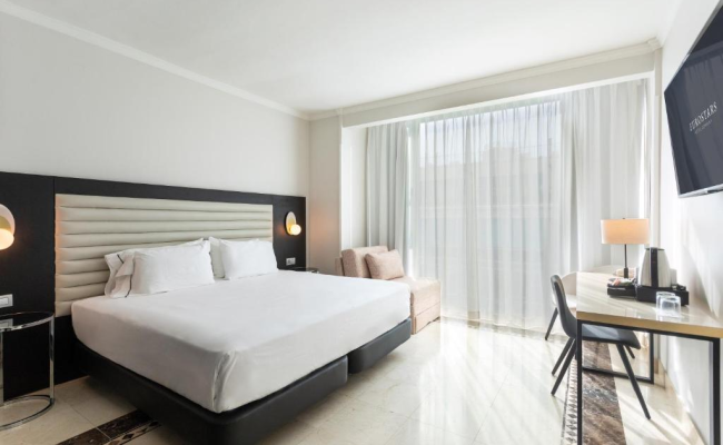 Eurostars Cristal Palace