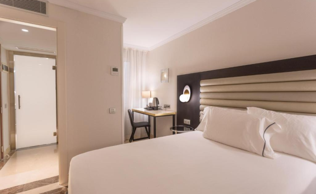 Eurostars Cristal Palace