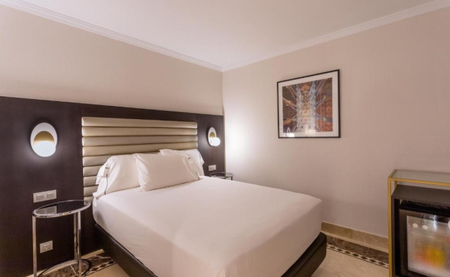 Eurostars Cristal Palace