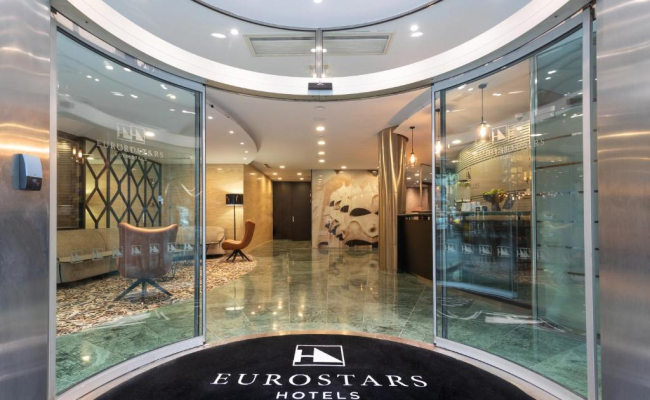 Eurostars Cristal Palace