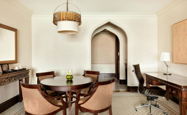 Shangri-La Hotel, Qaryat Al Beri