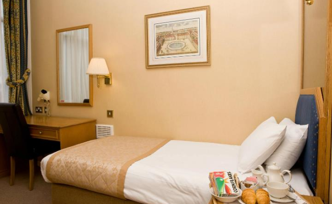 Best Western Burns Hotel