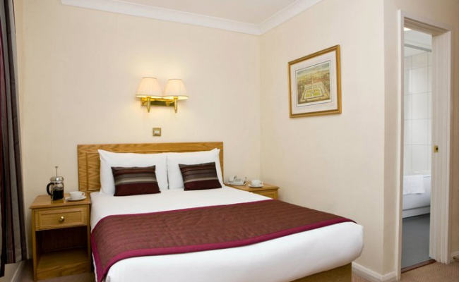Best Western Burns Hotel