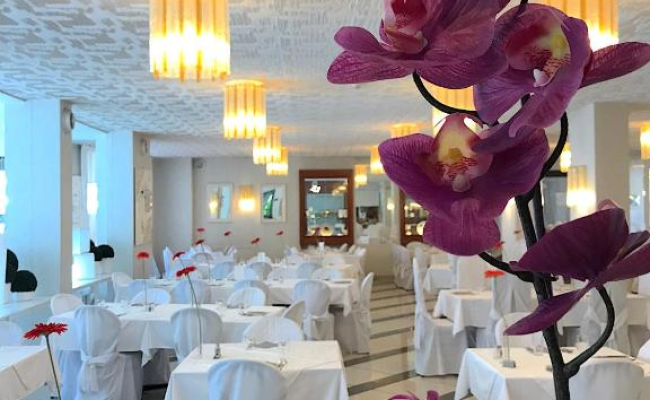 Hotel La Perla