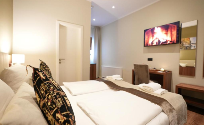 Hotel Attache an der Messe
