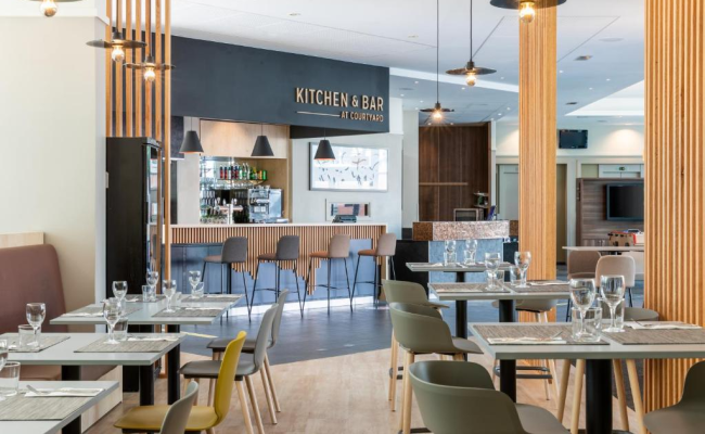 Courtyard by Marriott Paris Saint Denis Hotel
