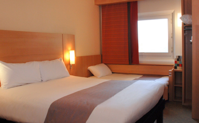 ibis London Gatwick Airport