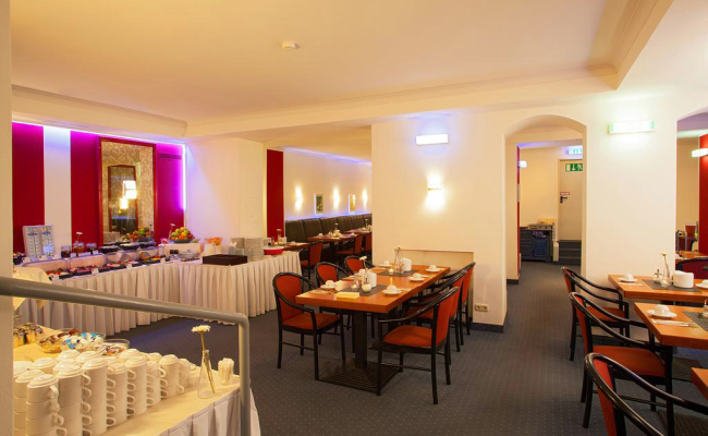 Centro Hotel Royal