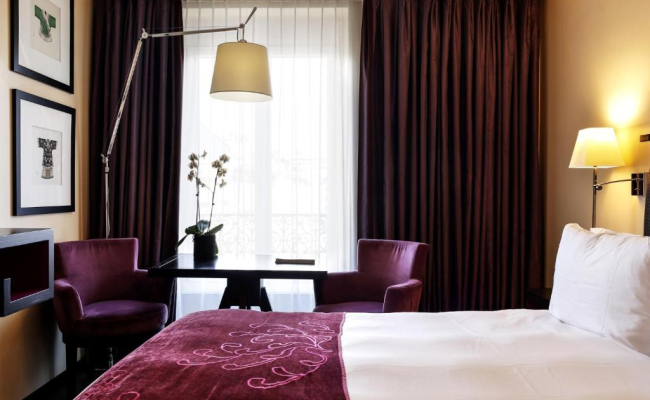 Eastwest Hotel