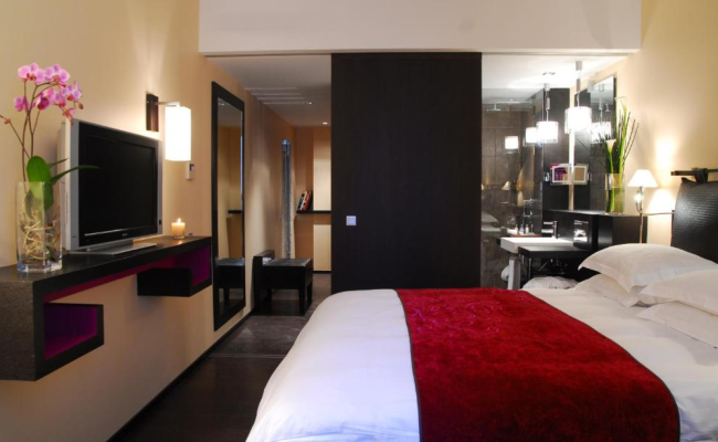 Eastwest Hotel