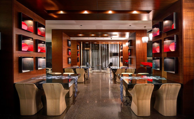 Olivia Plaza Hotel