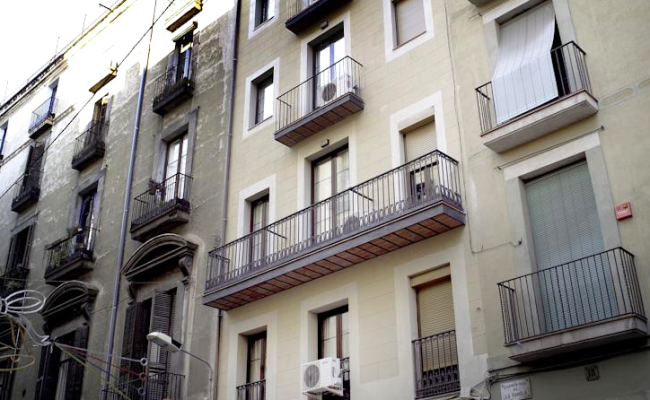 MH Apartments Guell
