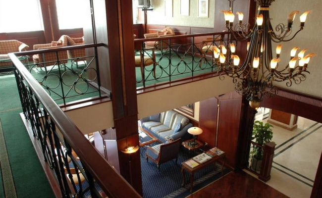 Riviera Hotel