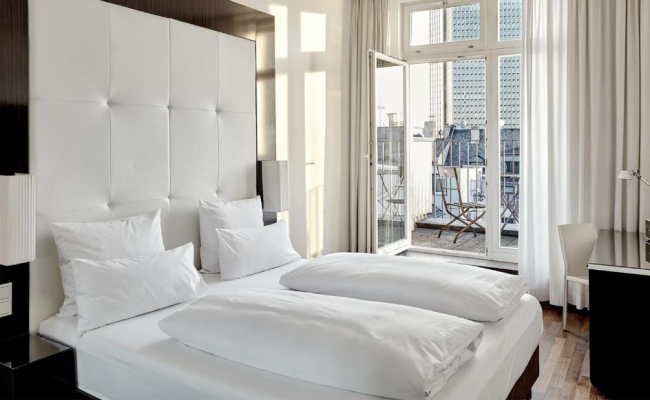 The Pure, Frankfurt, a Member of Design Hotels