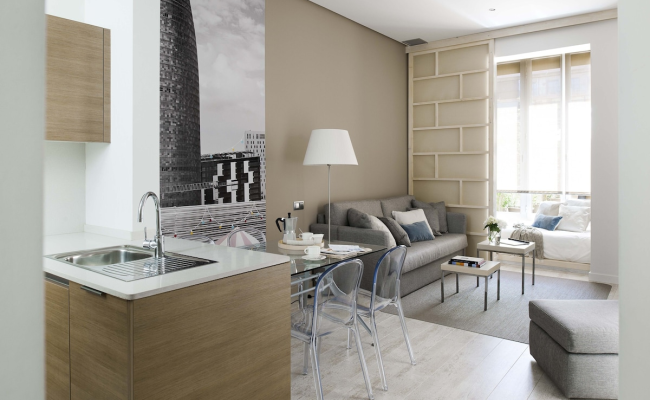 Eric Vokel Gran Via Suites