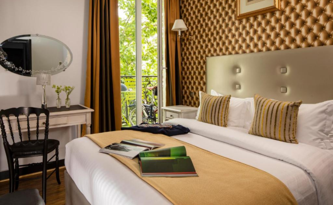 Hotel Plaza Elysees