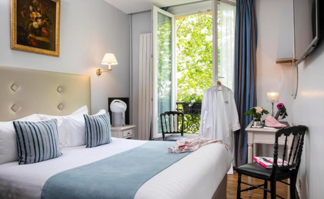 Hotel Plaza Elysees