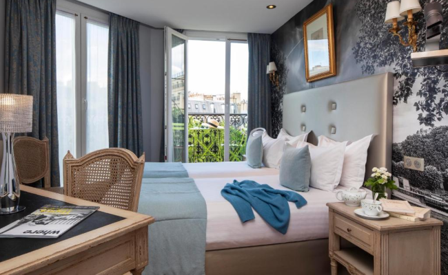 Hotel Plaza Elysees