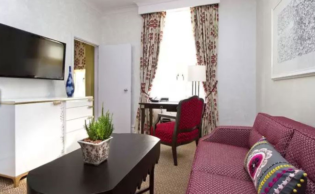 St. Ermin's Hotel, Autograph Collection