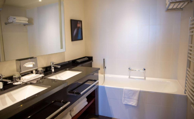 Clarion Paris CDG Airport