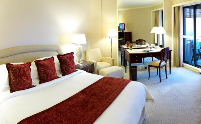 Radisson Blu Hotel, Dubai Deira Creek