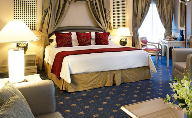 Radisson Blu Hotel, Dubai Deira Creek