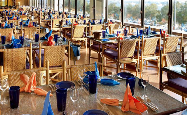 Radisson Blu Hotel, Dubai Deira Creek