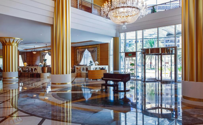 Corniche Hotel Abu Dhabi