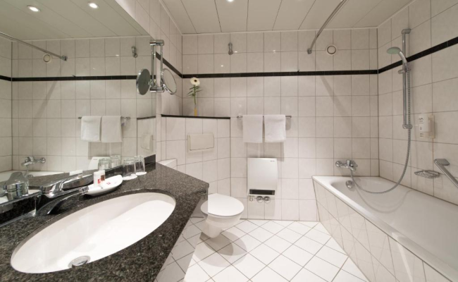 Leonardo Hotel Koln Bonn Airport