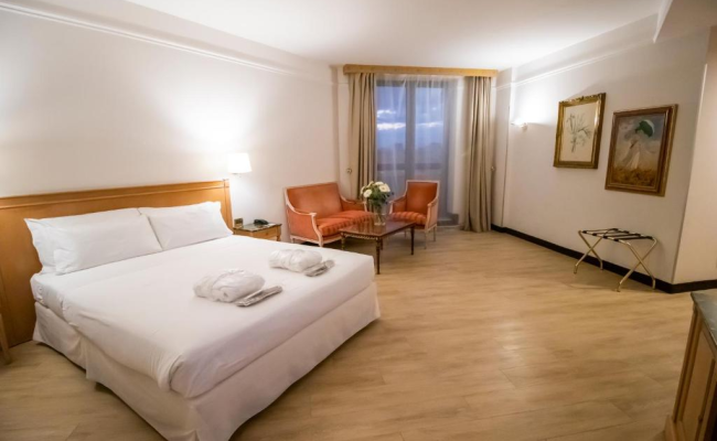 SHG Hotel De La Ville