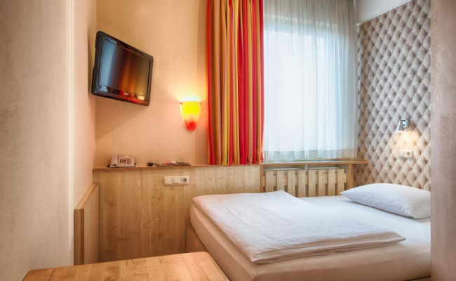 enjoy hotel Berlin City Messe