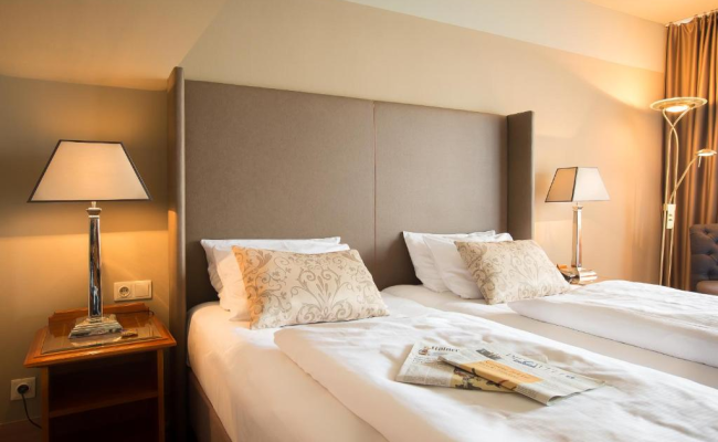 The Ascot Hotel