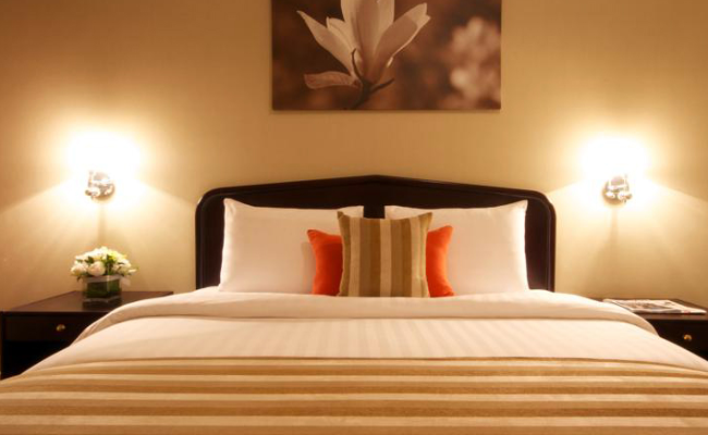 Oasis Court Hotel Apartments