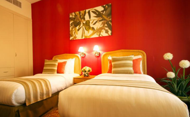 Oasis Court Hotel Apartments