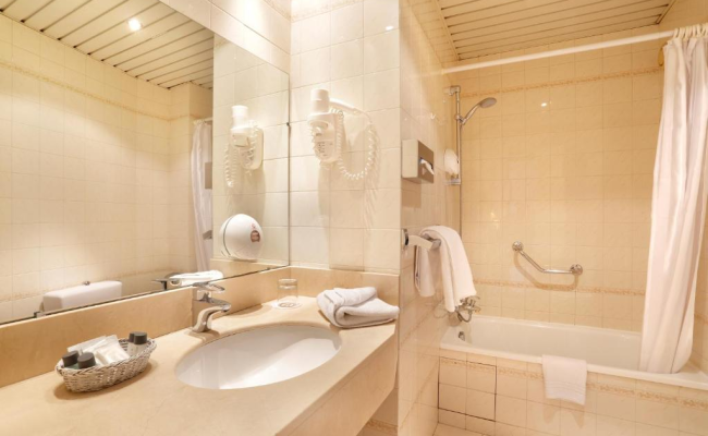 Hotel Paix Republique