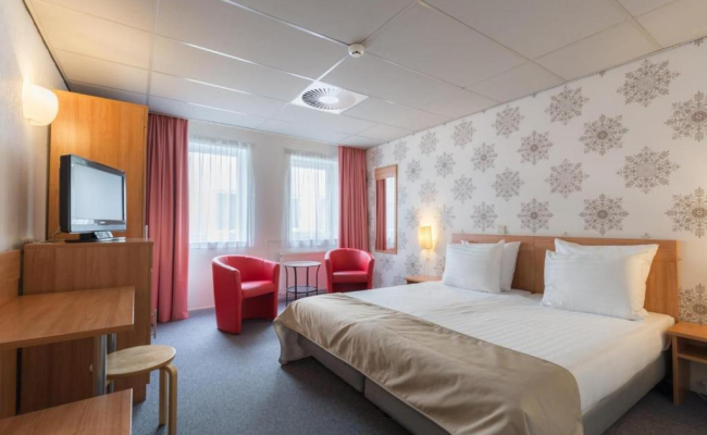 Rho Hotel
