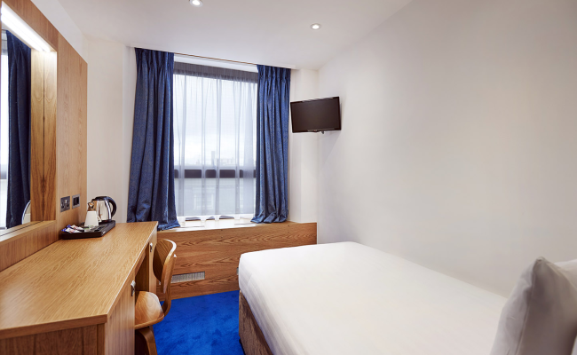 Central Park Hotel