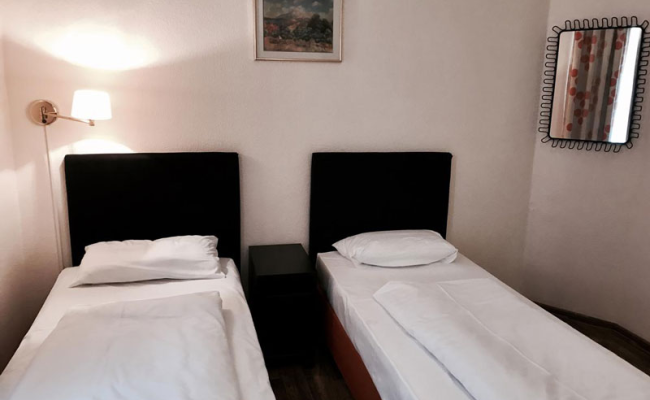Pension Alpha Frankfurt City